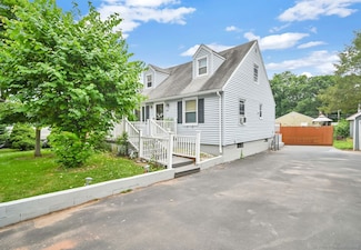 177 Parkview St, Meriden, CT 06451