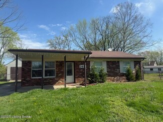 2417 Parliament Ct, Louisville, KY 40272