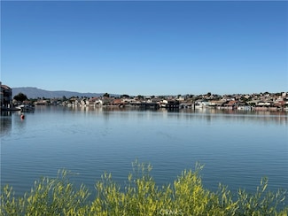 18055 Lakeview Dr, Victorville, CA 92395