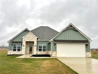 7866 Mathis Creek Dr, Wixon Valley, TX 77808