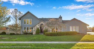 5563 Strawberry Ln, Haslett, MI 48840