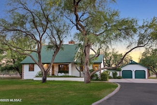 8510 E Woodland Rd, Tucson, AZ 85749