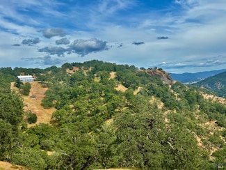 2371 McNab Ranch Rd, Ukiah, CA 95482