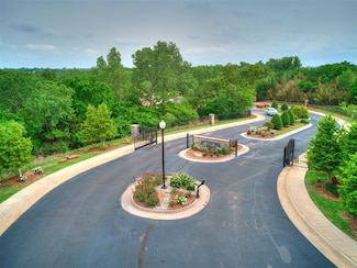 4433 Redbud Cir, Oklahoma City, OK 73111