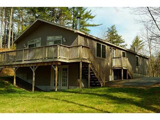 1554 W Shore Dr, Acton, ME 04001