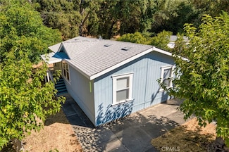 7071 Panoramic Dr, Lucerne, CA 95458