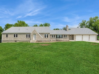 4390 E Broadway Ave, Des Moines, IA 50317