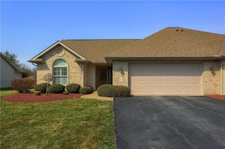 41 Fields Dr, New Castle, PA 16101