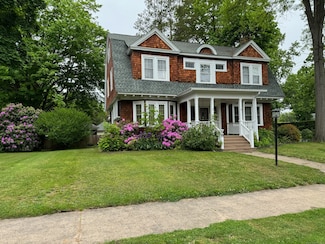 98 Alden Ave, New Haven, CT 06515
