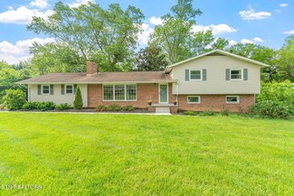 7012 Gainesborough Dr, Knoxville, TN 37909