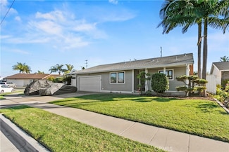 8572 Arnett Dr, Huntington Beach, CA 92647