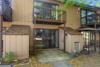 37 Bermuda Colony Unit 5, Fox Lake, IL 60020