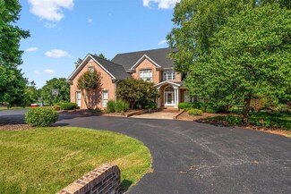 45 Talbott Dr, Bowling Green, KY 42103