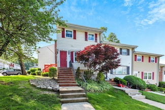 22 Sharon Dr Unit 198, Spring Valley, NY 10977