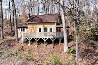 2986 Defoor Rd, Toccoa, GA 30577