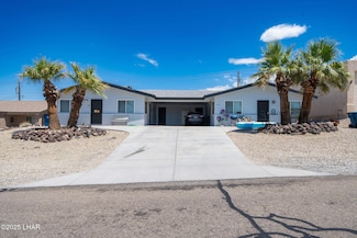 820 Sand Dab Dr, Lake Havasu City, AZ 86404