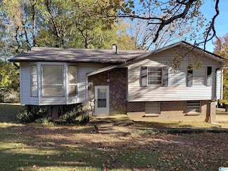 2559 Janice Cir NE, Birmingham, AL 35235