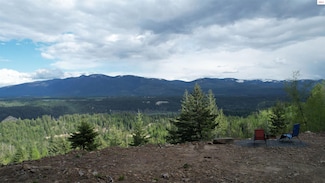 2 Juniper Ln, Naples, ID 83847