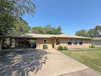 508 Rals Dr, Onalaska, TX 77360