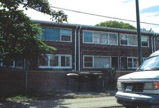 70 E 37th Place, Chicago, IL 60653