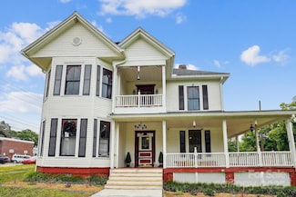 107 Hinton St, Chester, SC 29706