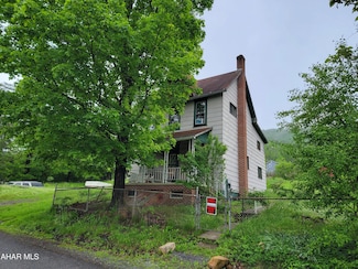 575 Thomastown Rd, Tyrone, PA 16686