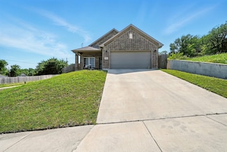2901 NW 18th St, Fort Worth, TX 76106