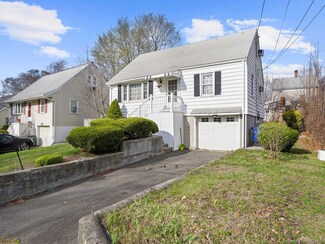 116 Acorn St, Bridgeport, CT 06606