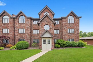 8771 Waterfront Dr Unit 3A, Palos Hills, IL 60465