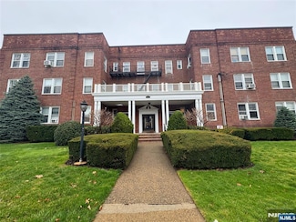 985 Teaneck Rd Unit 3G, Teaneck, NJ 07666