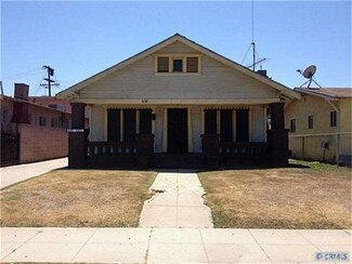 438 W 70th St, Los Angeles, CA 90003