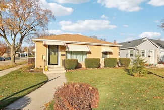 8734 W Becher St, Milwaukee, WI 53227