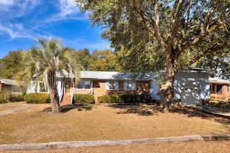2414 Valleybrook Rd, Sumter, SC 29154