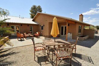 2426 E Kleindale Rd, Tucson, AZ 85719