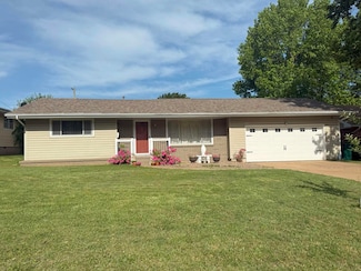 1909 S Nettleton Ave, Springfield, MO 65807