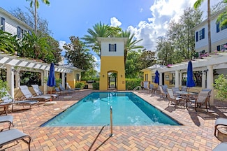 1970 S Dixie Hwy Unit R2, West Palm Beach, FL 33401