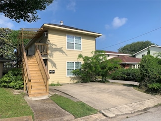 213 1st St Unit B, Galveston, TX 77550