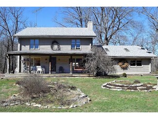 9935 Cross Creek Dr NE, Greenville, IN 47124