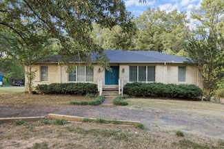 3028 Lake Terrace Dr, Corinth, MS 38834