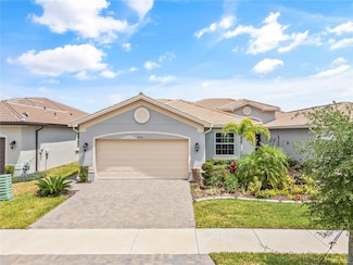4914 Sienna Isles Ave, Wimauma, FL 33598