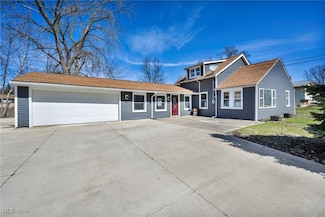 7129 Welland Dr, Mentor, OH 44060