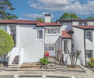 301 Kings Row Dr, Little Rock, AR 72207