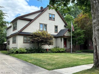249 Lawrence St, Ravenna, OH 44266