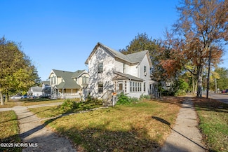 204 Jefferson St, Wauseon, OH 43567