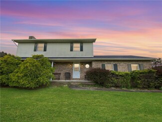 50 Green Valley Dr, Palmerton, PA 18071