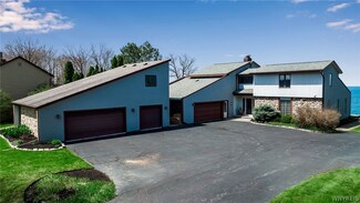 799 Lake Rd, Youngstown, NY 14174