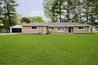 5088 Bonnie Brae St, Indianapolis, IN 46228