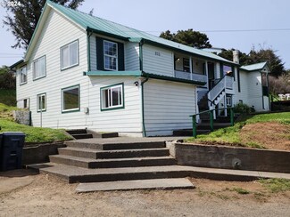 533 Washington St, Port Orford, OR 97465