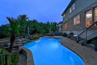 10220 Chestnut Ridge Rd, Austin, TX 78726