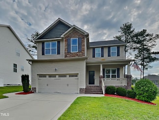 65 Tanawha Ct, Spring Lake, NC 28390